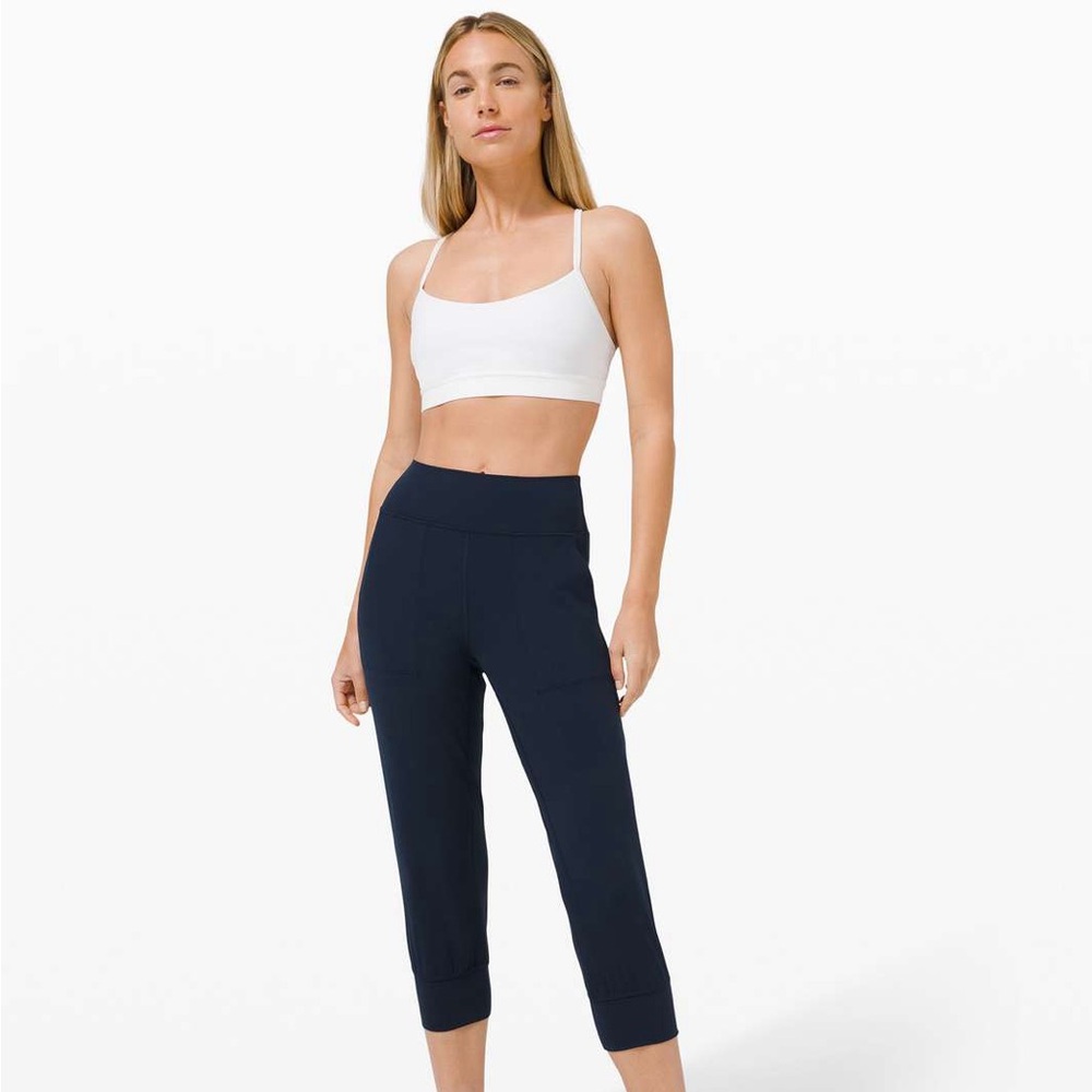 Lululemon Align High-Rise Cropped Jogger
True Navy - size 2